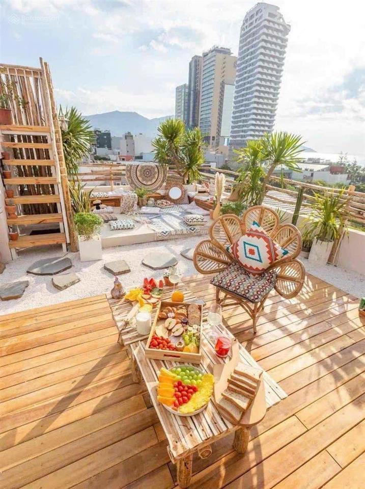 Bán biệt thự 240m2 đường đỗ thế chấp đà nẵng