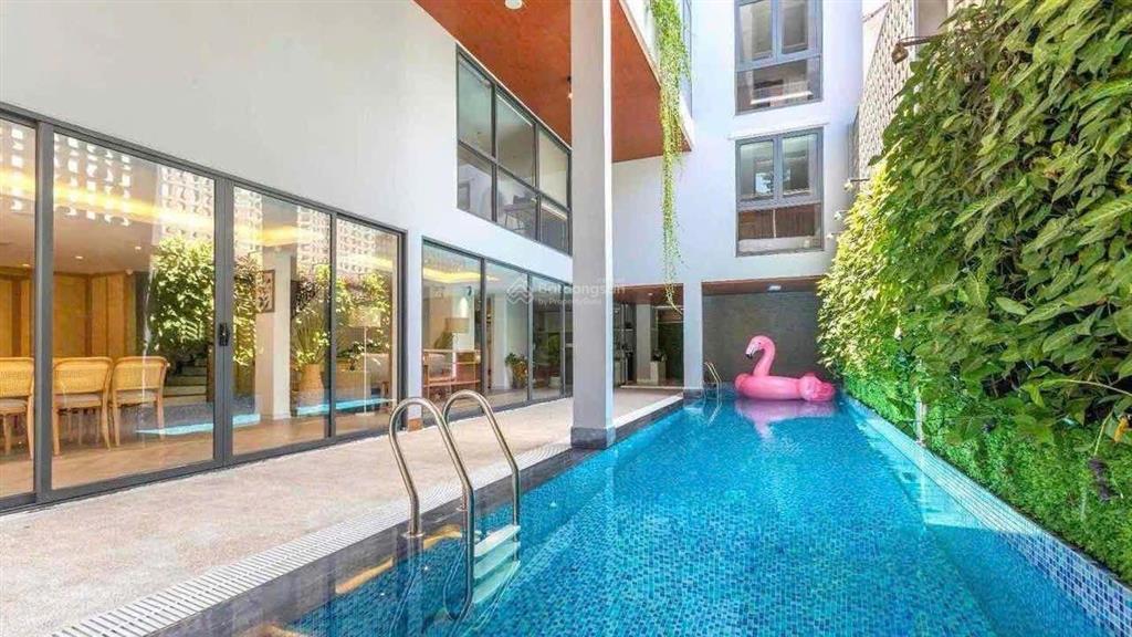 Bán biệt thự 240m2 đường đỗ thế chấp đà nẵng