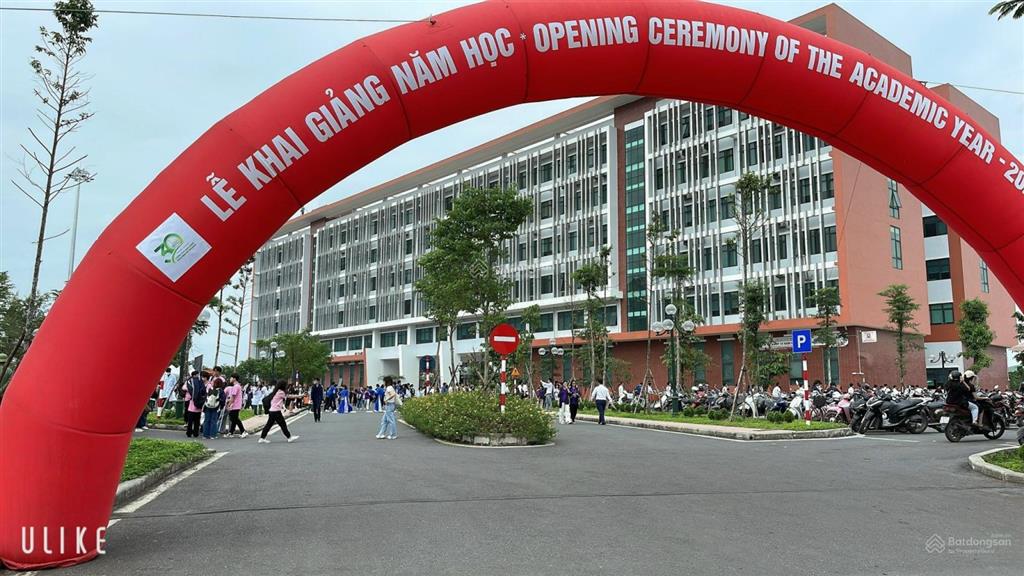 Bán đất hoà lạc gần khu công nghệ cao và đh fpt giá 2,550 tỷ.  0986 853 ***