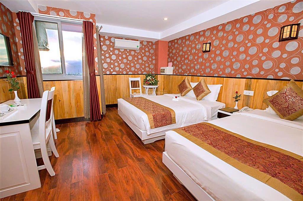 Bán khách sạn mặt tiền trần quang khải, p. lộc thọ, tp nha trang. khách sạn mới 99%, đang hoạt động