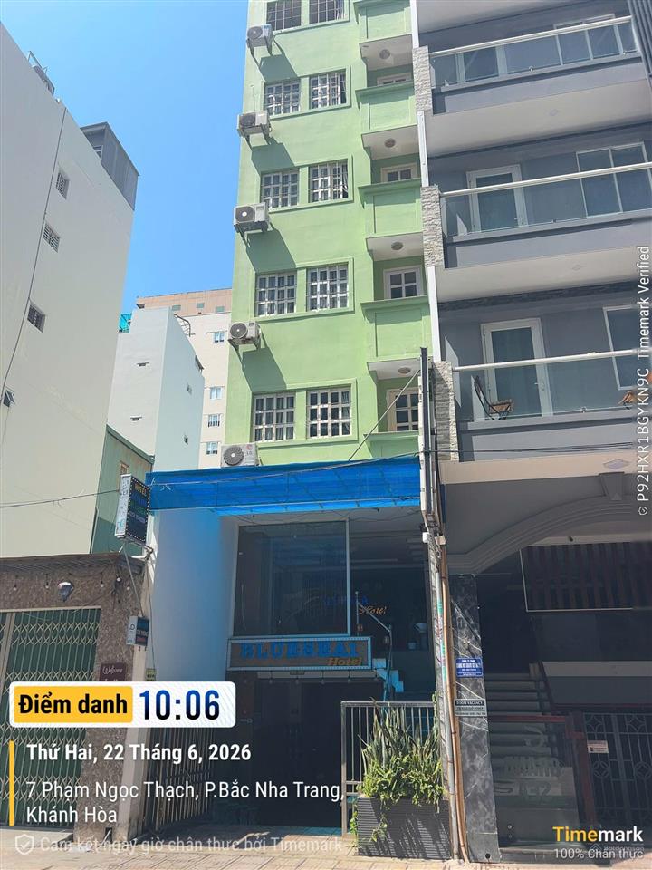 Khách sạn sát biển, có dòng tiền, chưa qua đầu tư  căn này là duy nhất