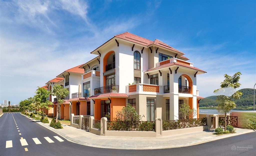 Biệt thự song lập charmora city 200m2 giá chỉ 20 tỷ/căn.  0943 200 ***