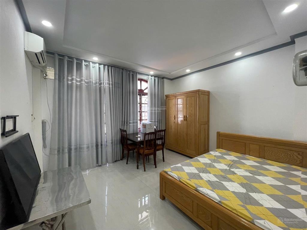 Nhà tttp nha trang, cách biển chỉ 200m hẻm ô tô đg quang trung  sổ hồng chính chủ