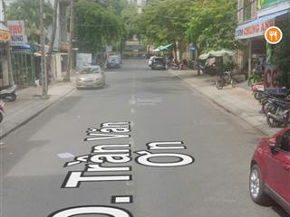 Bán tòa nhà đường trần văn ơn  chiều ngang 9m  cách biển chỉ 150m  pháp lý sổ hồng