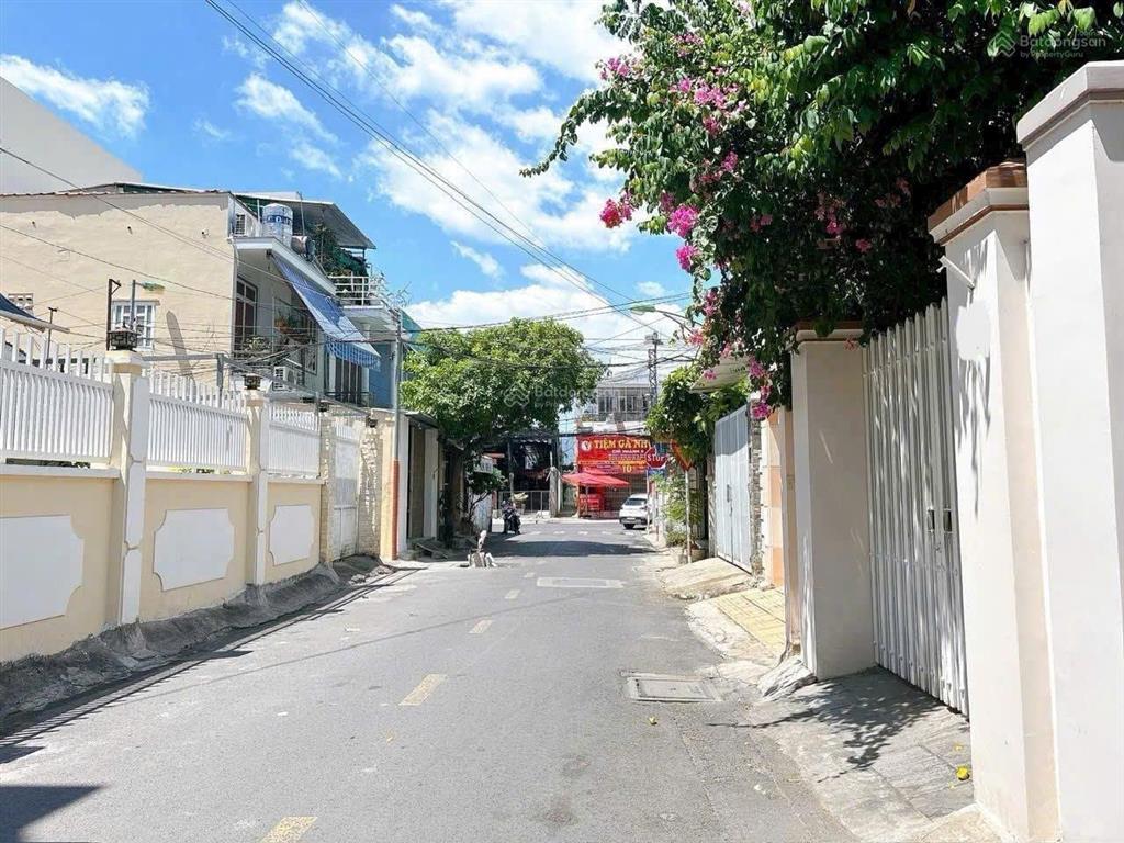 Bán nhà 3 tầng tttp khu bàn cờ nha trang  pháp lý sổ hồng cá nhân