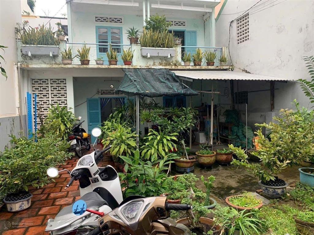 Bán nhà mặt tiền cổ loa ngang hơn 8m  trung tâm khu bàn cờ  pháp lý sổ hồng