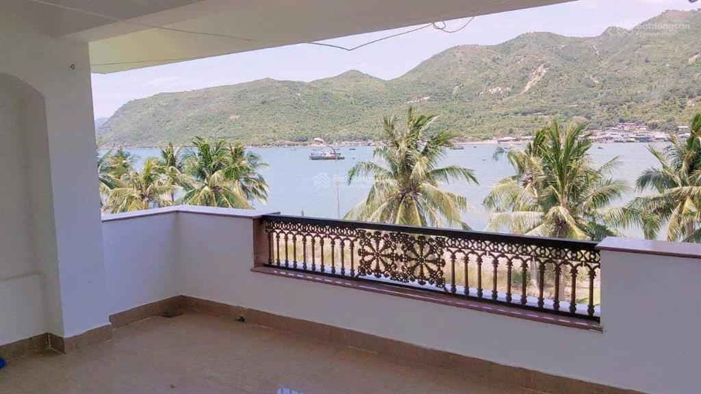 Biệt thự an viên  nha trang  6 phòng ngủ, hồ bơi riêng  trống sẵn cho quý anh chị về nghỉ dưỡng