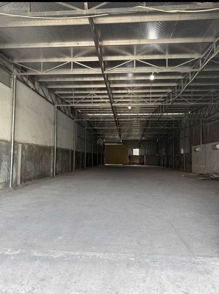 Kho cho thuê  dt 500m2, kđt vcn phước long 2  nha trang  giá 26 tr/tháng