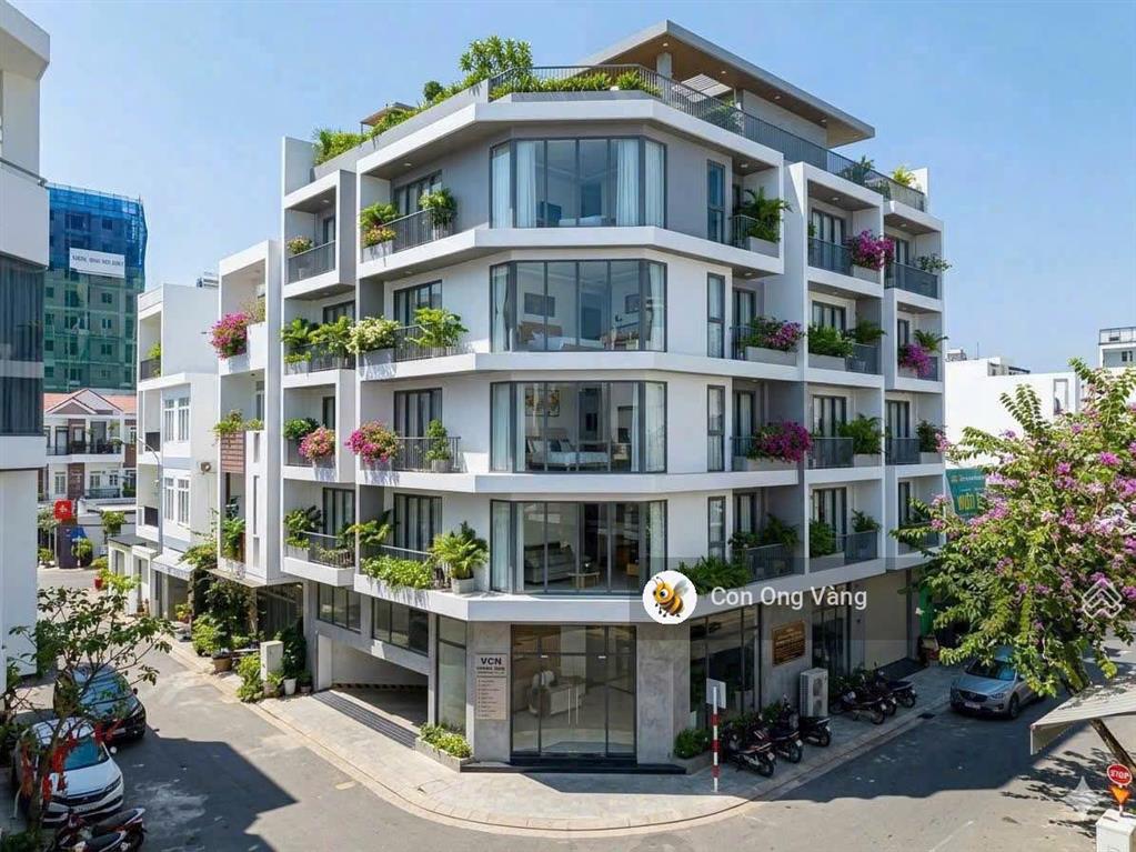  bán lô góc tặng nhà cấp 4 tđc vcn phước long vị trí đẹp xây dựng tự do sát đường 28.