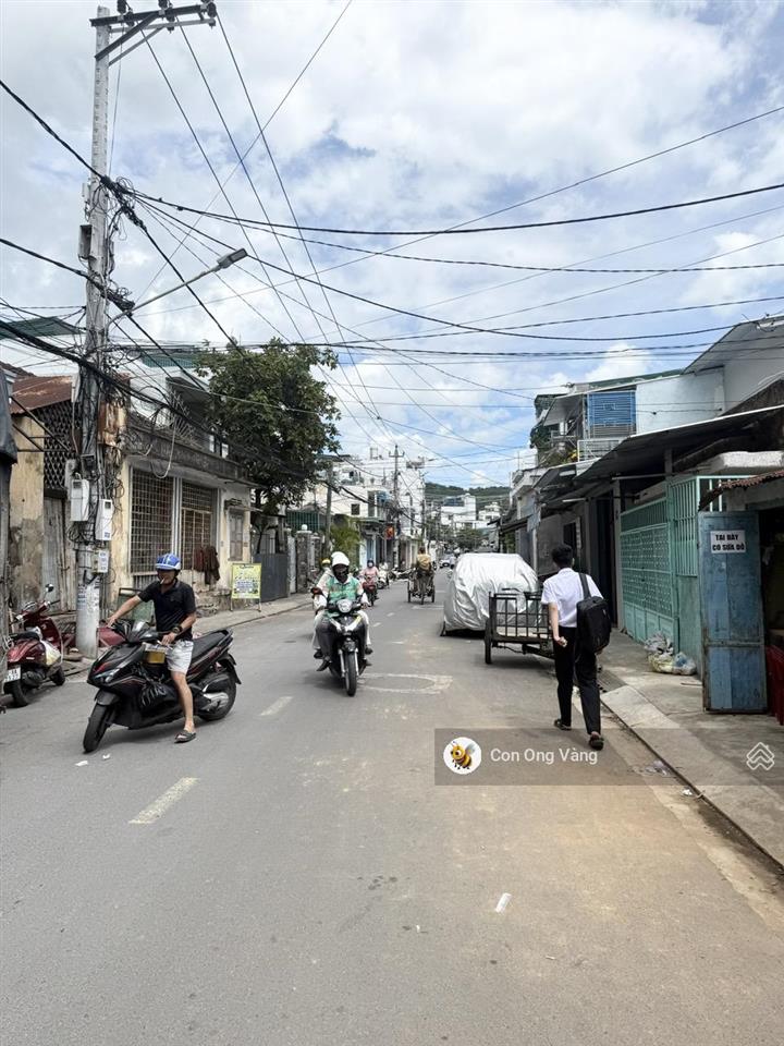 – bán nhà mặt tiền nguyễn thái học trung tâm nha trang
