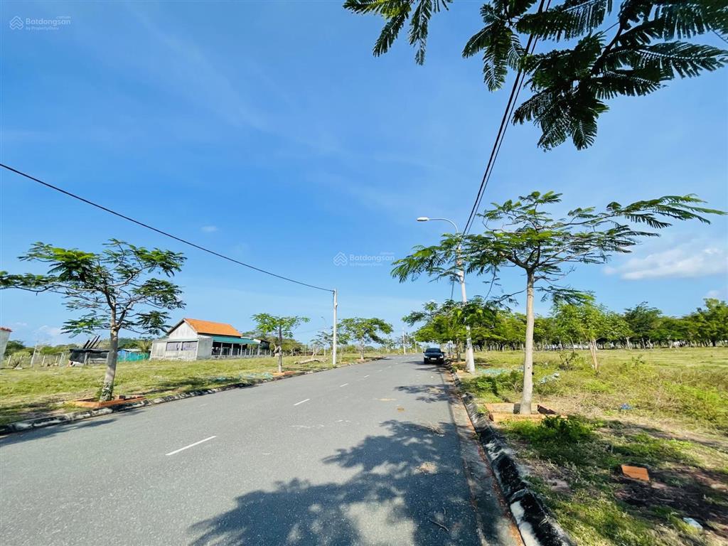 Cần bán gấp lô đất ở tái định cư ninh long  ninh hoà  khánh hoà,  0983 588 ***