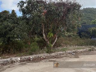 Chính chủ gửi bán lô đất rẻ nhất phường bắc nha trang. 213.6m2, ngang 10m. giá chỉ 17 triệu/m2