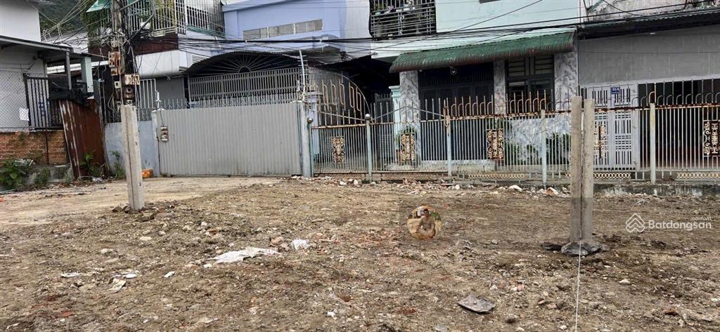 Chính chủ nhờ bán lô đất. 84m2, 6,2m  hướng đông  hẻm nguyễn chích  vĩnh hoà. 3.6 tỷ