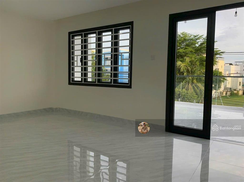 Hot. chính chủ nhờ bán nhà 2.5 tầng mặt tiền đường điện biên phủ. 74 m², ngang 5m, giá chỉ 11.8 tỷ