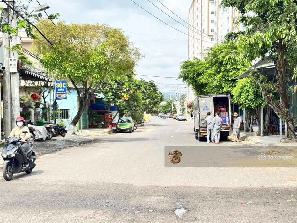 Lô đất mặt tiền nguyễn chích vị trí kinh doanh đắc địa, cách biển chỉ 700m. 89.2m2. giá 5.6 tỷ