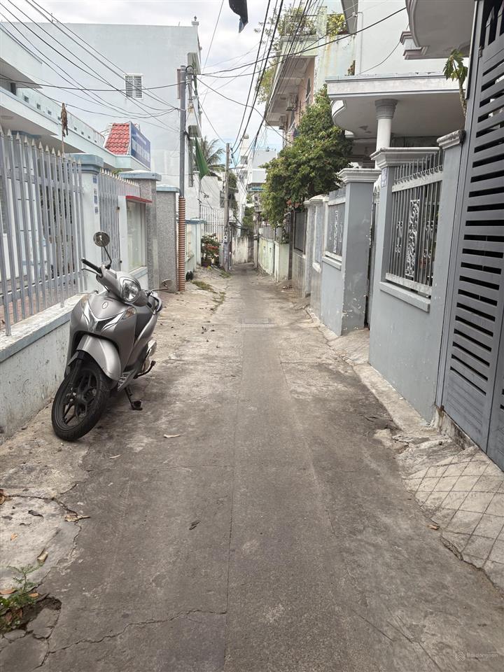 Chính chủ gửi bán nhà trọ 2 tầng hẻm lang liêu. p vĩnh phước. 121m2. giá chỉ 4.05 tỷ