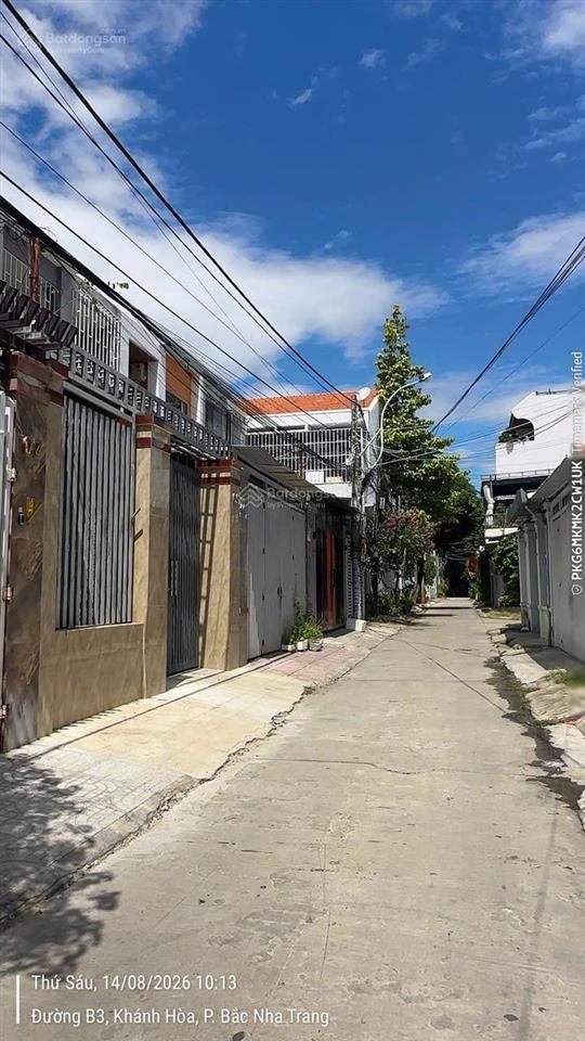 Bán nhà 2 tầng đường b3 kdc bắc vĩnh hải, cách biển chỉ 800m. 105m2, ngang 5m. giá rẻ 5,9 tỷ