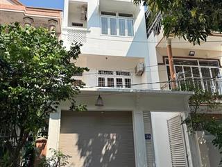 Chủ định cư cần bán gấp nhà 5 tầng khu b dã tượng