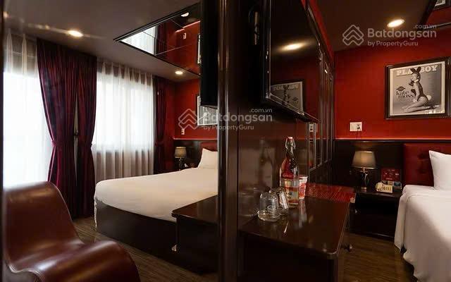 Chủ gửi bán gấp khách sạn 7 tầng trung tâm phố biển nha trang  dòng tiền ổn định