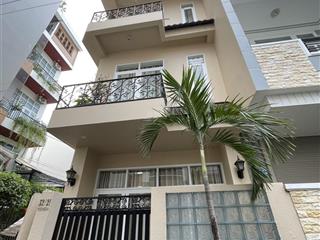 Siêu phẩm căn góc 3 mặt thoáng trung tâm yersin ra biển nha trang vài phút di chuyển