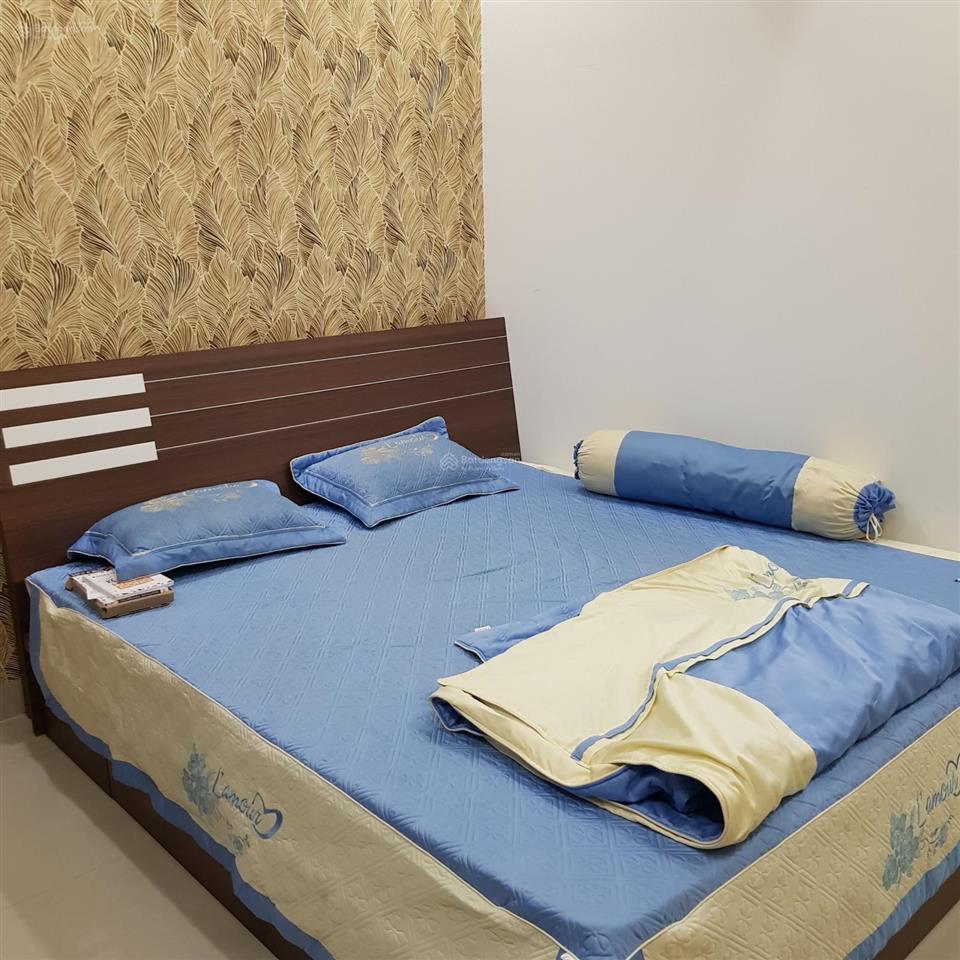 Bán nhà 1 trệt 1 lầu đường quốc tuấn  giá 4,3 tỷ