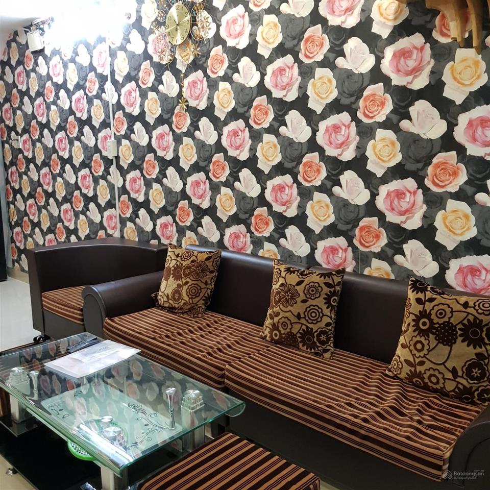 Bán nhà 1 trệt 1 lầu đường quốc tuấn  giá 4,3 tỷ