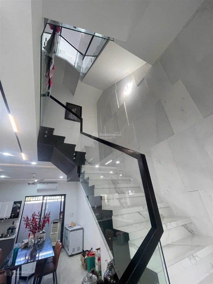 Bán gấp biệt thự 3pn, 4wc 100m2 tại khu đô thị mỹ gia, 10,8 tỷ