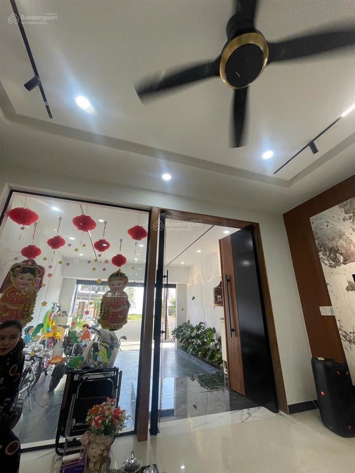 Bán gấp biệt thự 3pn, 4wc 100m2 tại khu đô thị mỹ gia, 10,8 tỷ