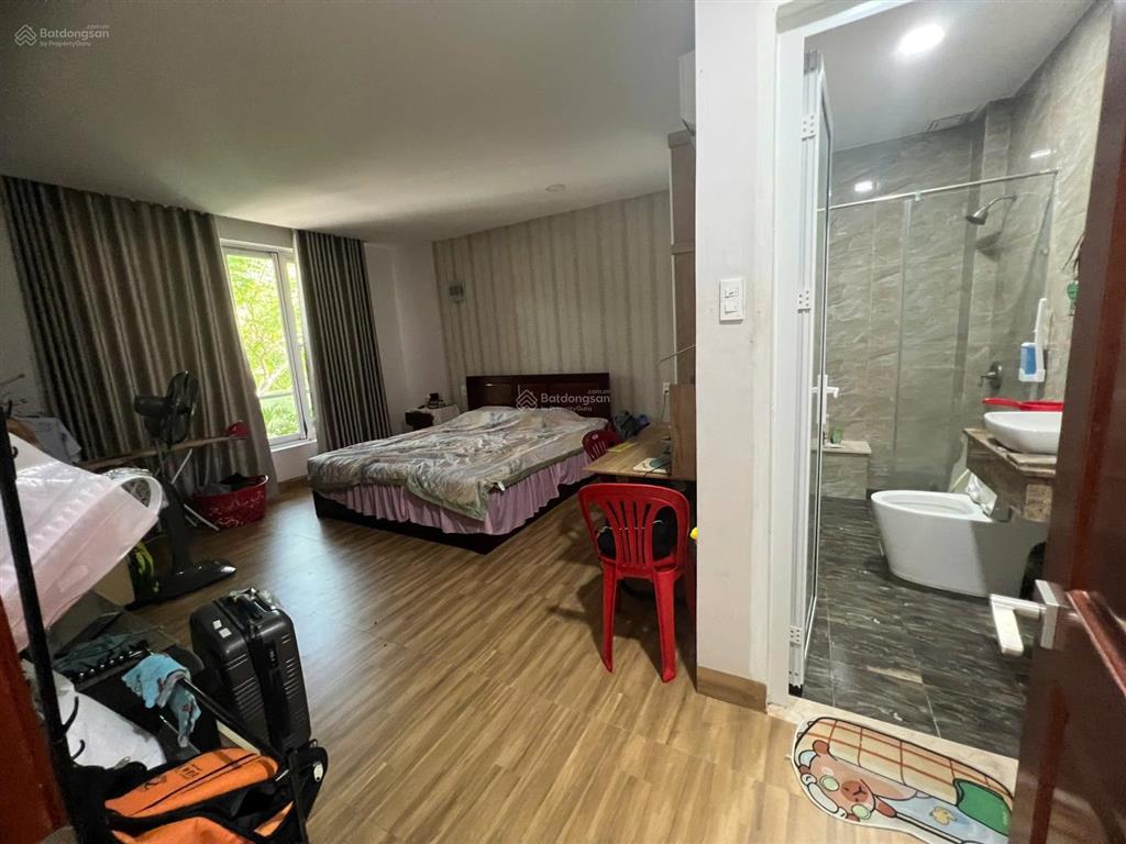 Nhà đẹp vcn phước hải 6m mặt tiền, full công năng, 3 lầu sang trọng cực hiếm nha trang