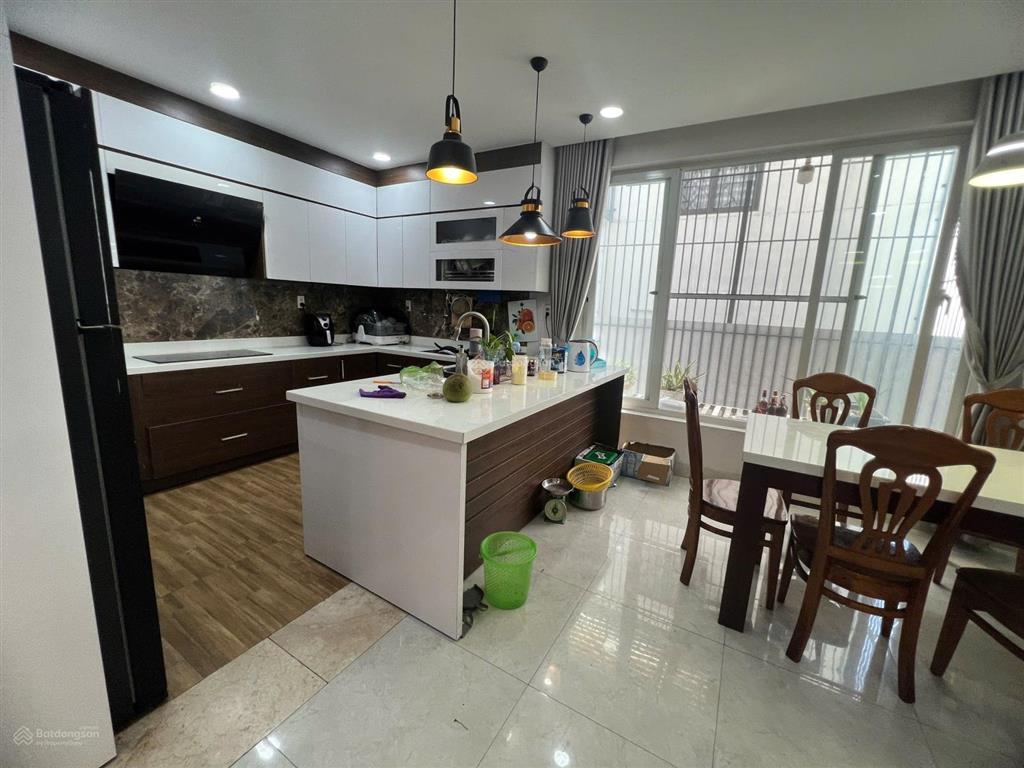 Nhà đẹp vcn phước hải 6m mặt tiền, full công năng, 3 lầu sang trọng cực hiếm nha trang
