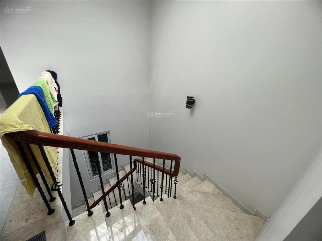 Nhà đẹp vcn phước hải 6m mặt tiền, full công năng, 3 lầu sang trọng cực hiếm nha trang