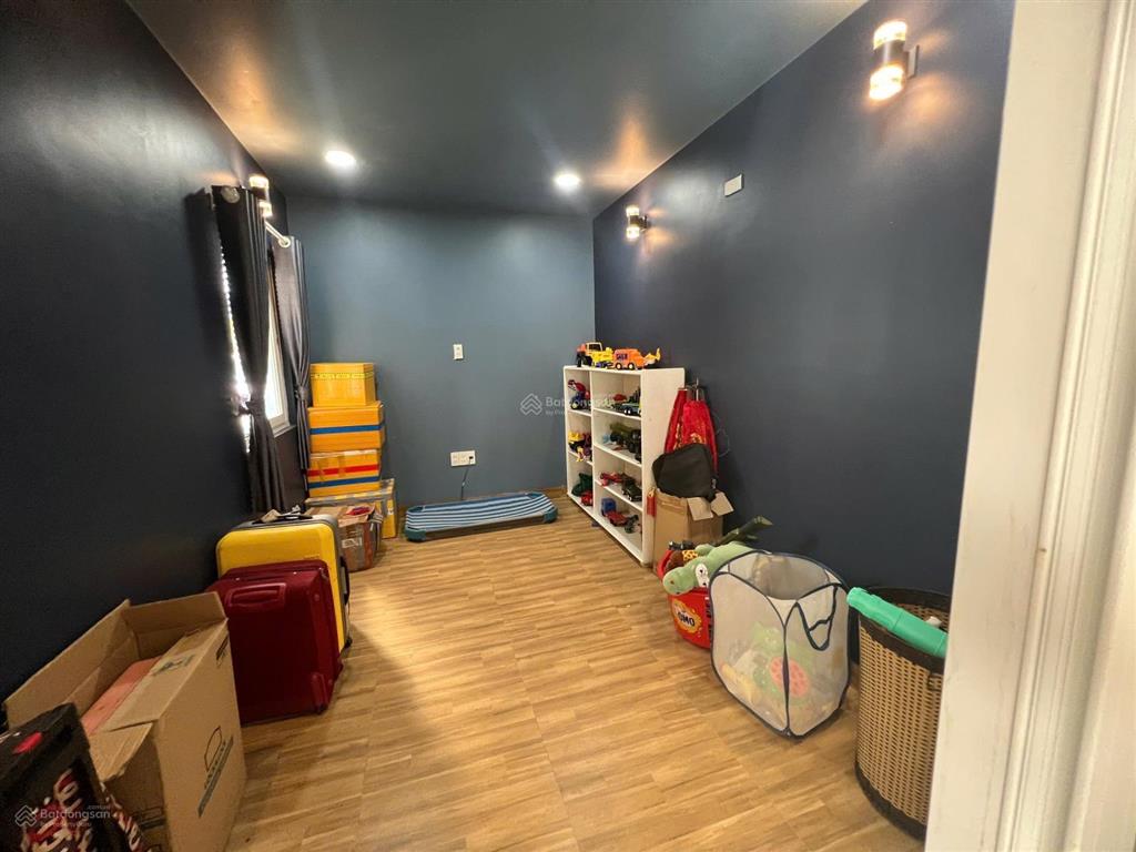 Nhà đẹp vcn phước hải 6m mặt tiền, full công năng, 3 lầu sang trọng cực hiếm nha trang