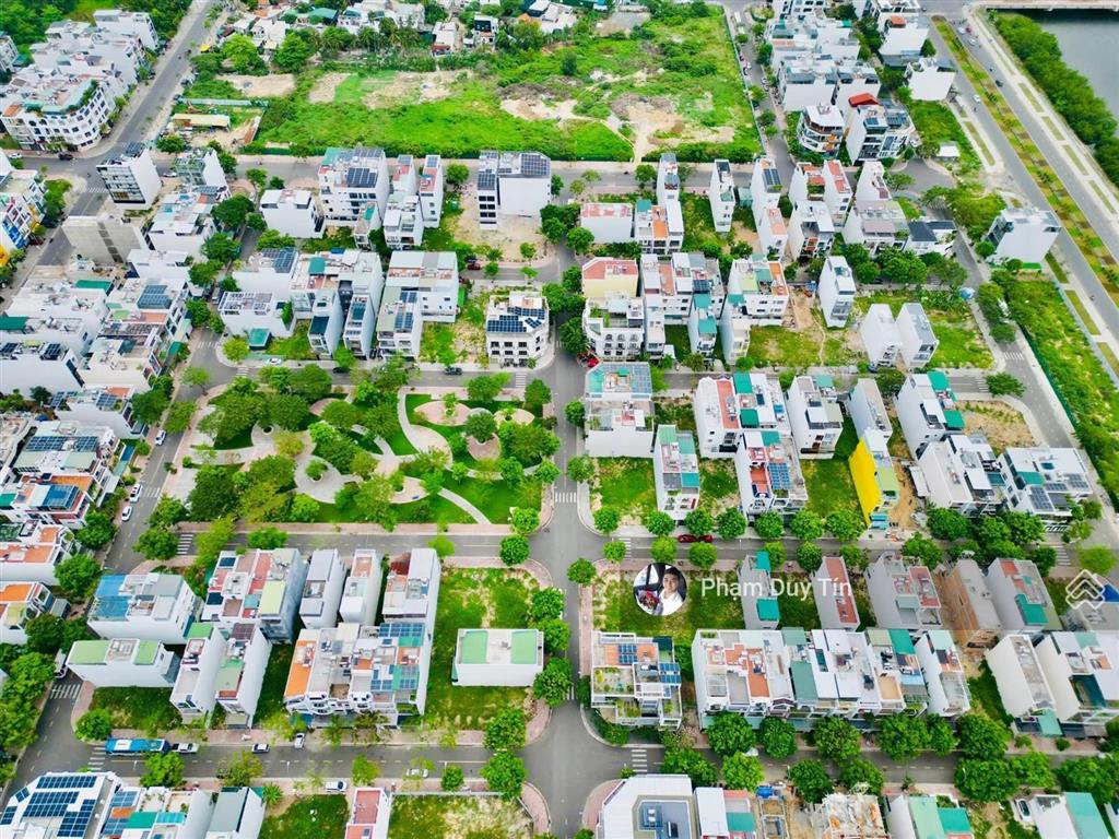 Cần tiền bán lô đất kđt hà quang 2. đường rộng 18m lô đẹp giá tham khảo tốt trong khu vực