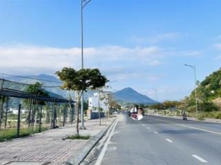 Cần bán lô phước thượng p. nam nha trang cách đường phong châu chỉ 20m. vị trí tiềm năng