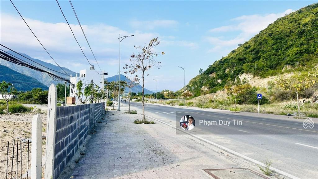 Cần bán lô phước thượng phường nam nha trang cách đường phong châu chỉ 20m. vị trí tiềm năng