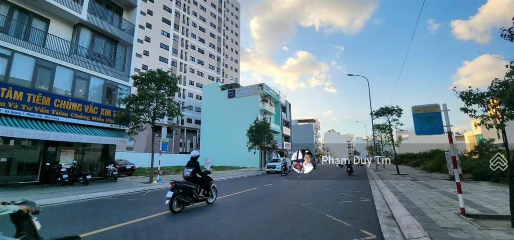 Cần tiền bán lô đất đường số 4 kđt hq1. hướng tây nam. giá bán tốt nhất thị trường 10 tỷ 900 triệu