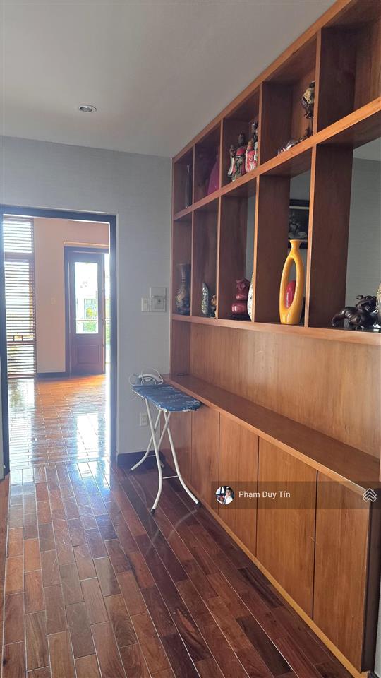 Cần bán nhà biệt thự mặt tiền đường hồng lĩnh, ngay trung tâm khu bàn cờ. vị trí đẹp