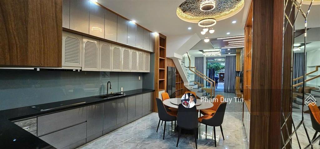 Bán nhà khu đô thị hà quang 2 . đường rộng 12m . vị trí đẹp nhất dự án . cam kết giá rẻ nhất dự án