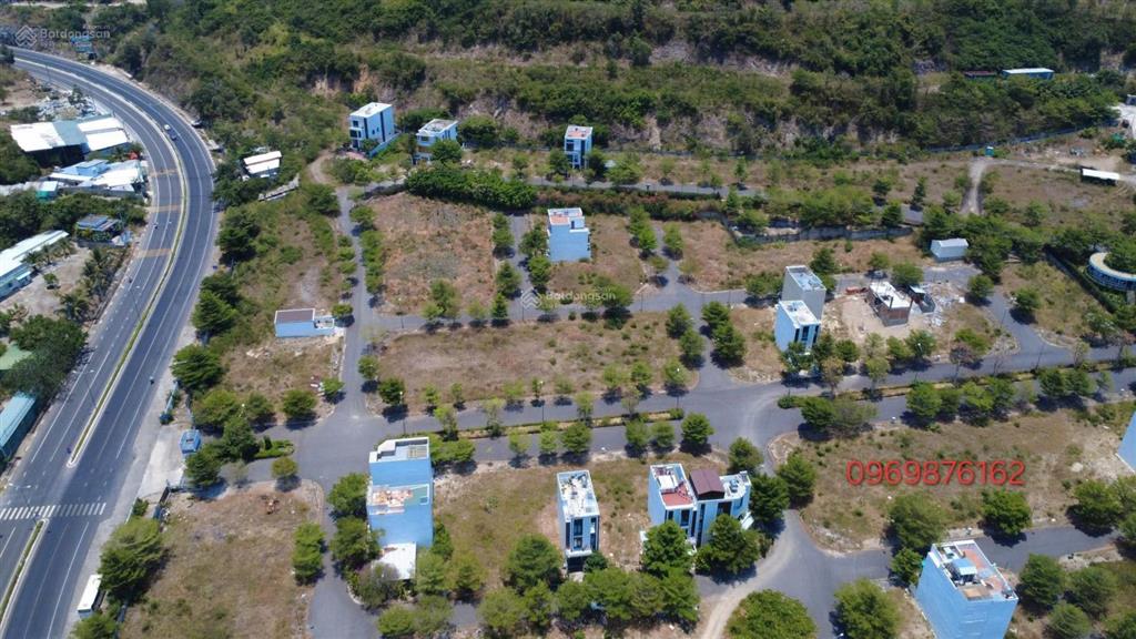 Bán lô 96m2 đông nam hoàng phú nha trang giá 2ty350.  0969 876 ***