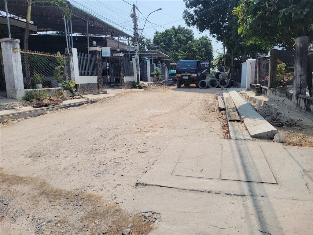 Bán nhanh đất khu bàn cờ cam đức mặt tiền xuân diệu giá tốt nhất khu vực