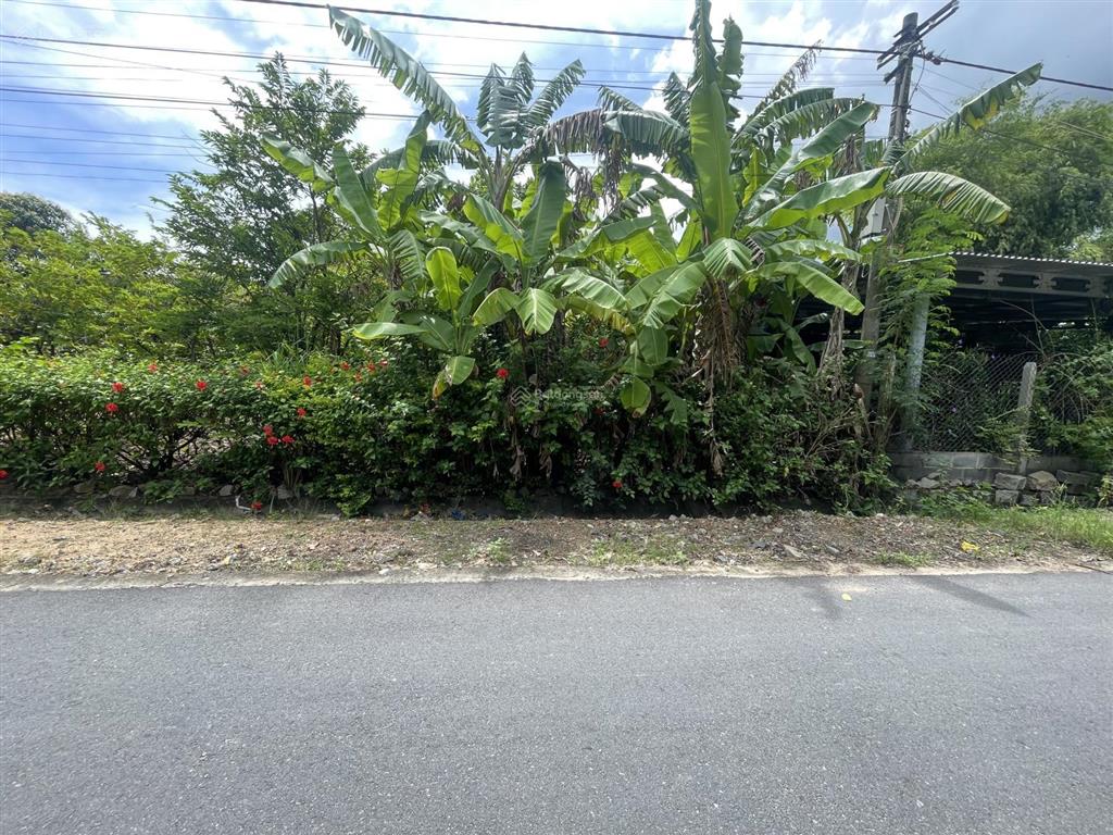 Bán đất 400m2 tại thôn hiền lương, 2 tỷ, mặt tiền 8m, pháp lý đầy đủ