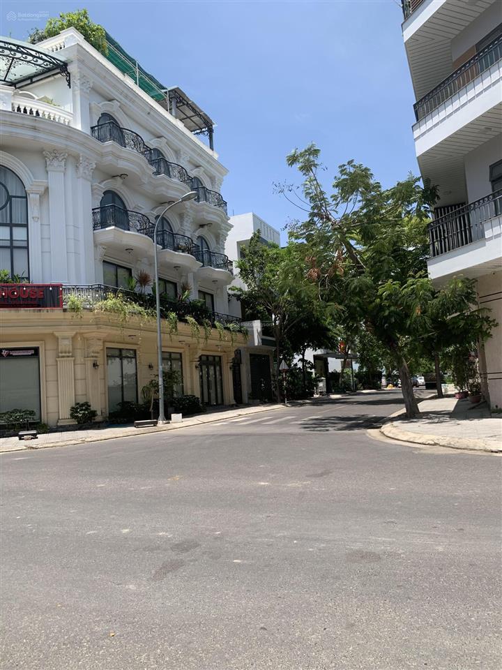 Cần bán lô đất đẹp hà quang 2 90m2 ngang 5m. gần công viên