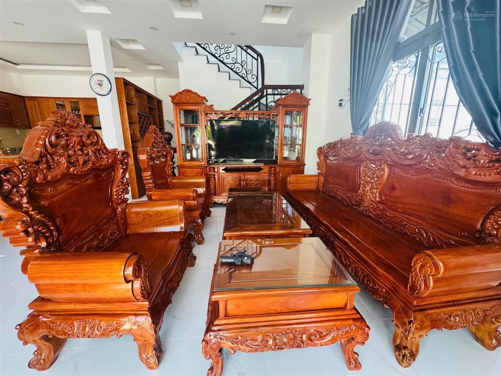 Cho thuê nhà nguyên căn vườn rộng đẹp 175m2 gần vĩnh điềm trung. đường xe hơi