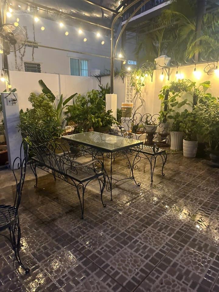 Cho thuê nhà nguyên căn vườn rộng đẹp 175m2 gần vĩnh điềm trung. đường xe hơi