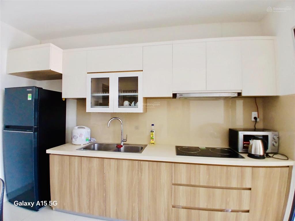 Cho thuê căn hộ 2pn ct9 vĩnh điềm trung, view hồ hướng đông mát mẻ cả ngày.