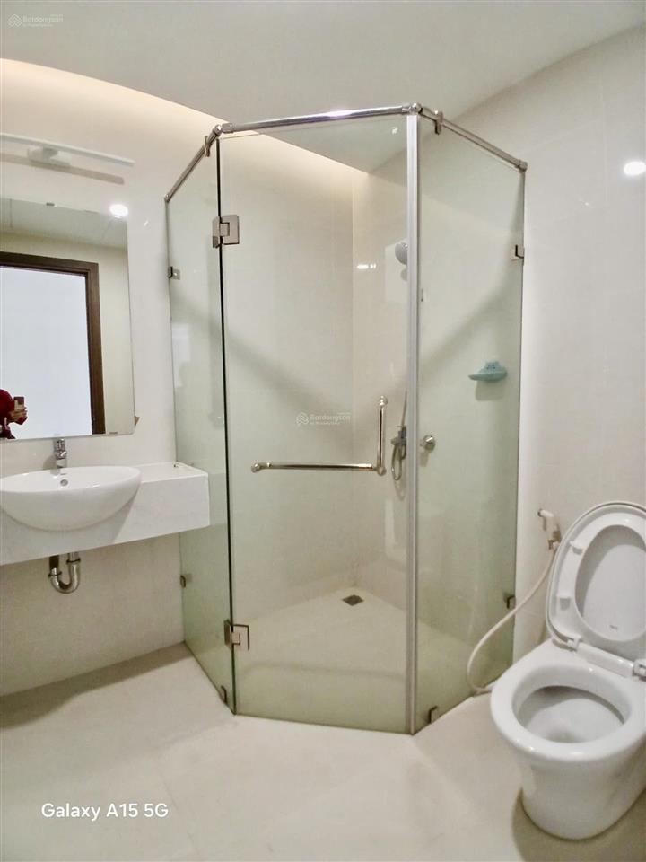 Cho thuê căn hộ 2pn ct9 vĩnh điềm trung, view hồ hướng đông mát mẻ cả ngày.