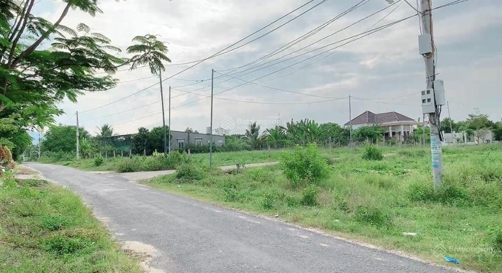 Bán lô đất suối tiên cực đẹp 540m2 full thổ cư ngay ngã 3 đường nhựa lớn 8m. giá cực tốt