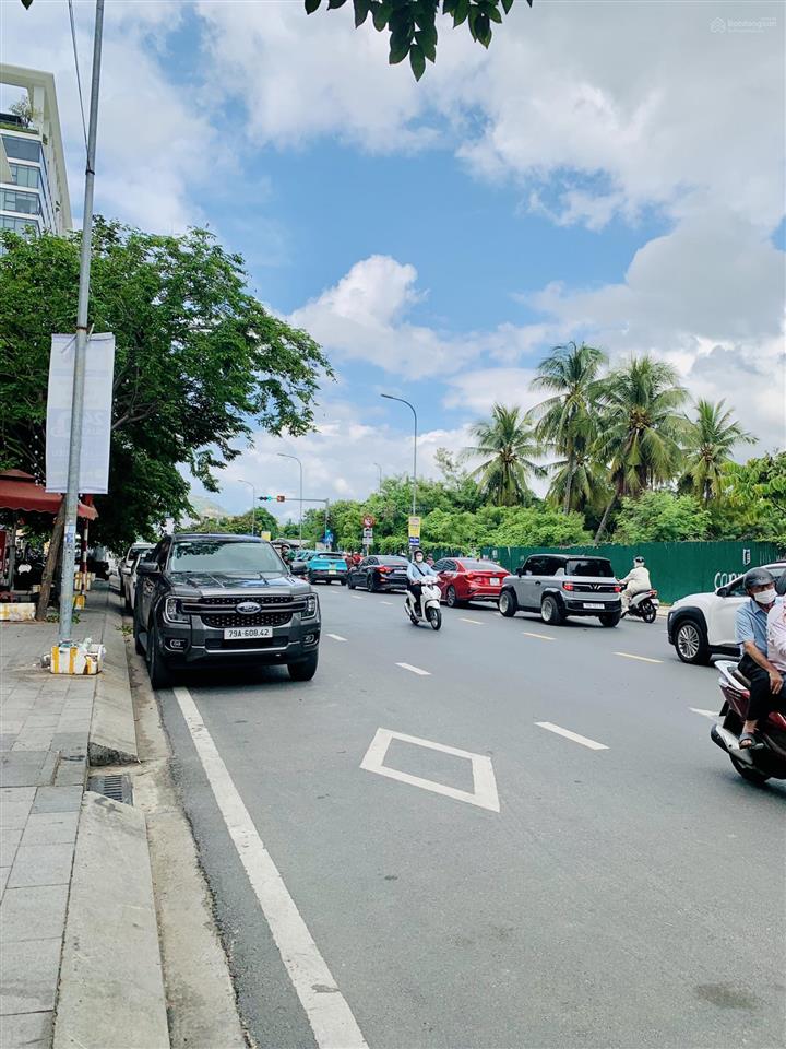 Cần cho thuê căn shophouse ct1 mặt đường cao bá quát, khu đô thị vcn phước hải, nha trang