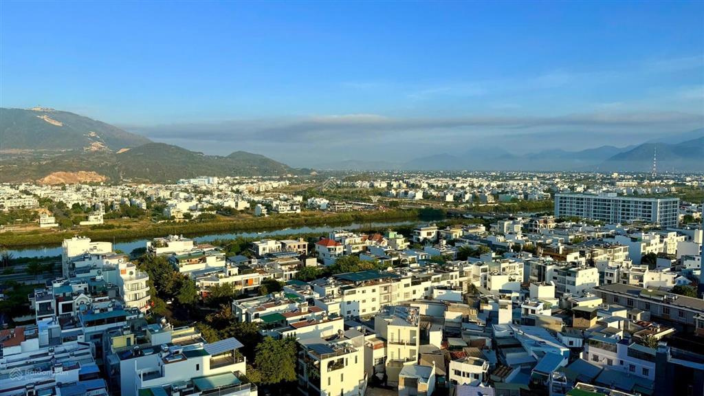 Hiếm! bán căn hộ 93m2(3pn) ở ct4 vcn phước hải full nội thất view sông đẹp chỉ 4.850 tỷ  bao hết