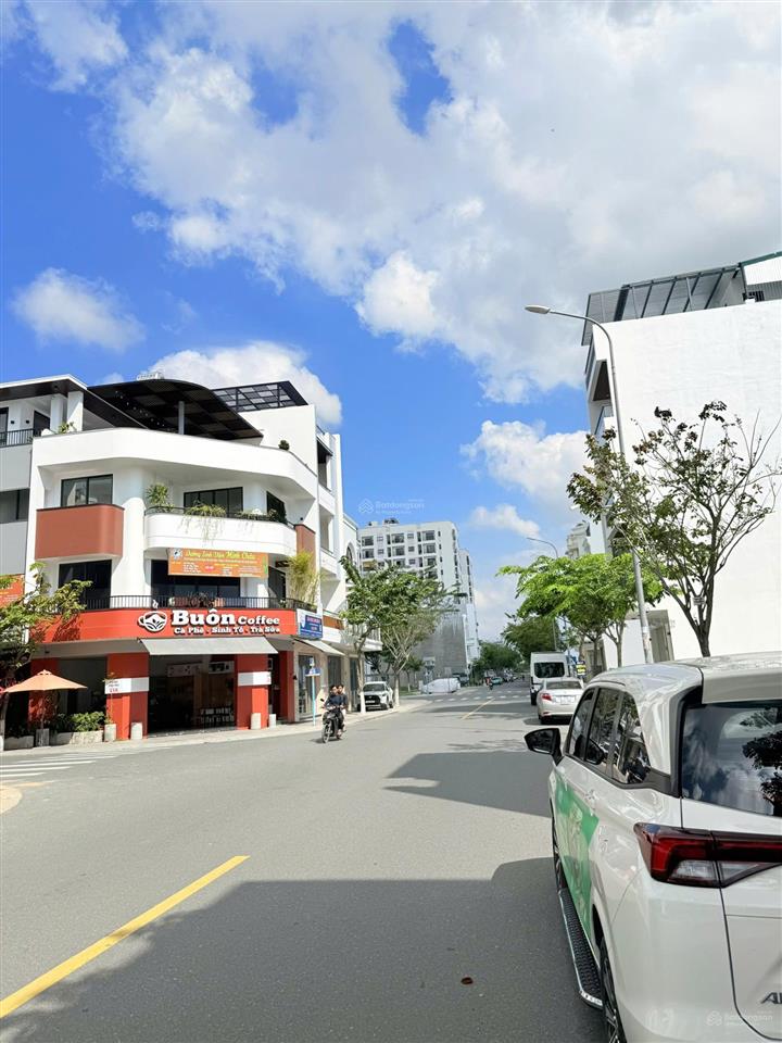 Căn 3 tầng hướng đông bắc đường a3 (rộng 16m) vcn phước long 2, nha trang kề góc cực đẹp, sổ hồng